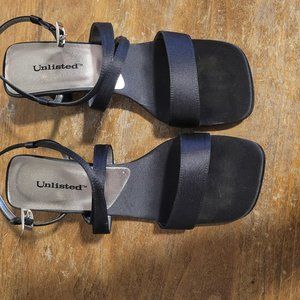 Black strappy sandal , size 8.5